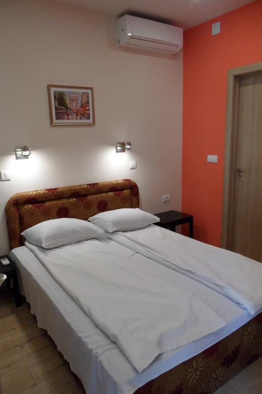 Hostel Oasis Belgrade Room photo